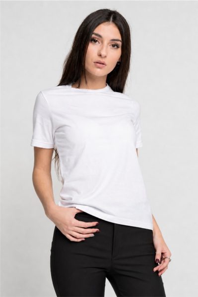 Remera James blanca delantero